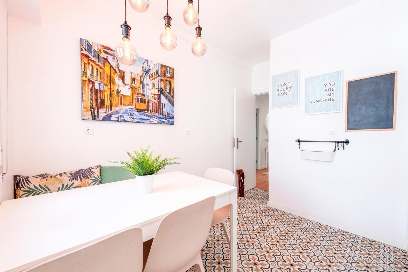 Guestready - Vibrant 2Br Apartment Lisbon Exterior photo